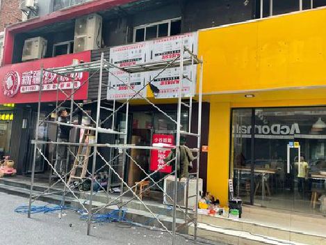 师宗制作广告招牌如何避免它发黄？